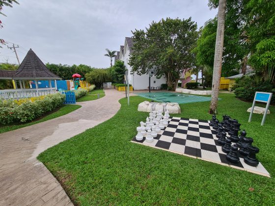 Chess Azul Beach Resort Negril