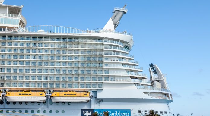 How Long Does it Take to Disembark from a Royal Caribbean Cruise Ship?