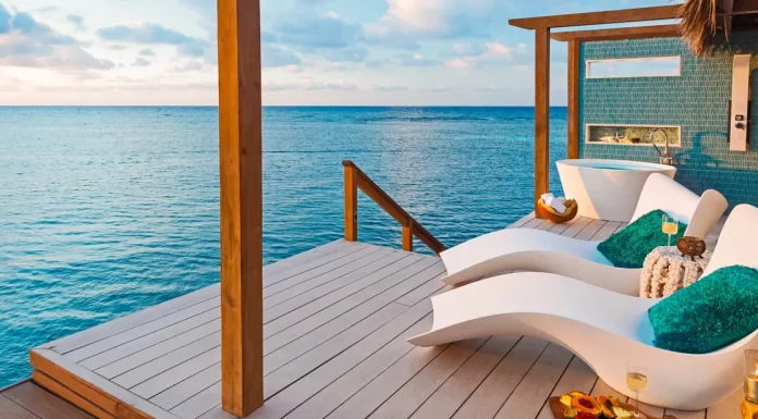 Top Best 4 Popular Adults Only All Inclusive Overwater Bungalows
