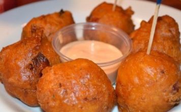 10 Best Popular Conch Shacks and Restaurants in the Bahamas Popular Foods & Drinks to try on Vacation in The Bahamas