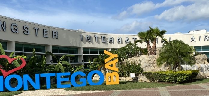 How to Travel From Montego Bay to Negril in Jamaica? Which Jamaican Airport to Fly into for Vacation?