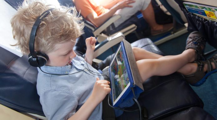 32 Best Popular Fun Games for Kids While on a Plane Best Popular Fun Games for Kids While on a Plane