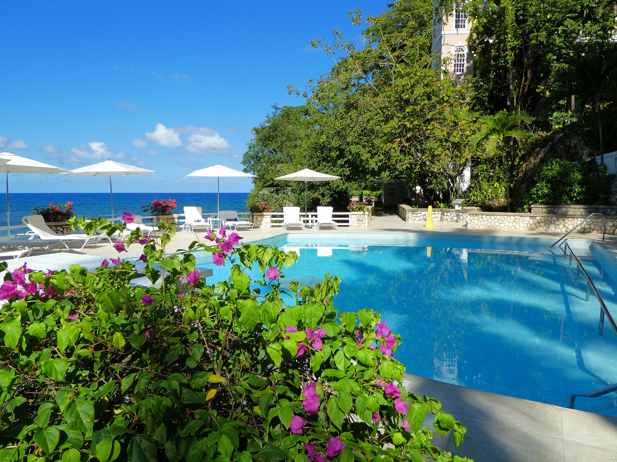 Popular Clothing Optional Resorts in Jamaica