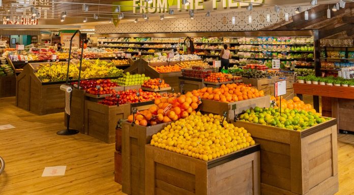 4 Best Grocery Stores in Aruba for Your Vacation Needs