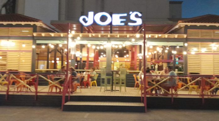 What to Know about Iguana Joe’s Caribbean Bar & Grill, Before Visiting