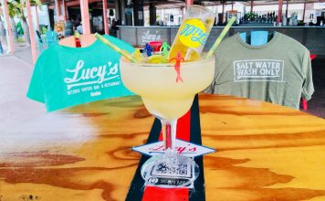 What to Know about Lucy’s Retired Surfers Bar & Restaurant in Aruba, Before Visiting